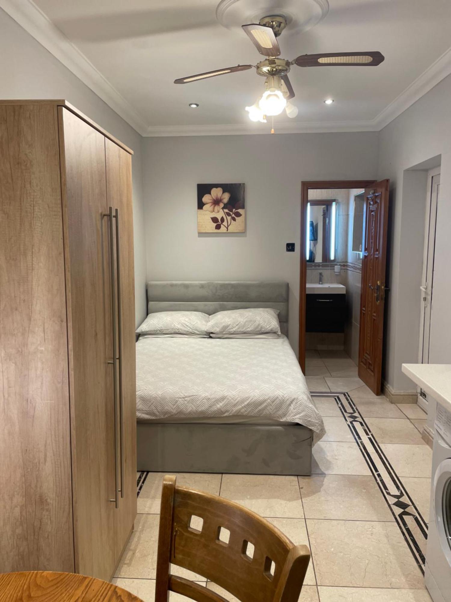 North London Studio Apartment Londres Exterior foto